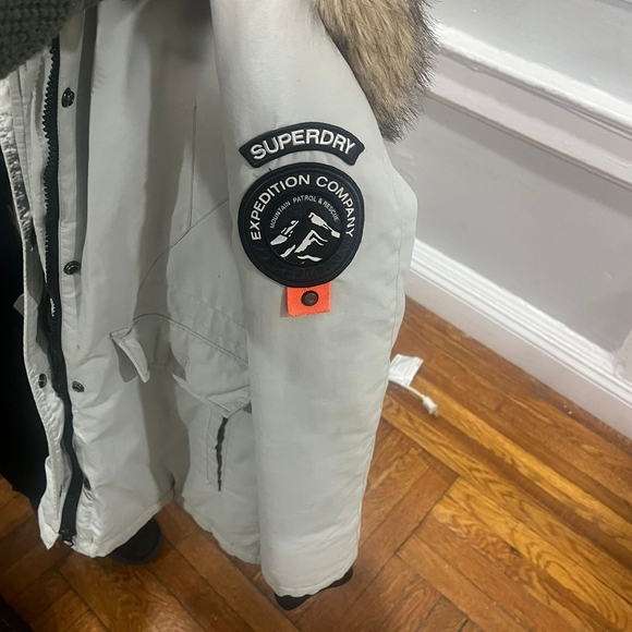 Stylish Gray Hooded Parka Coat - Picture 6 of 9